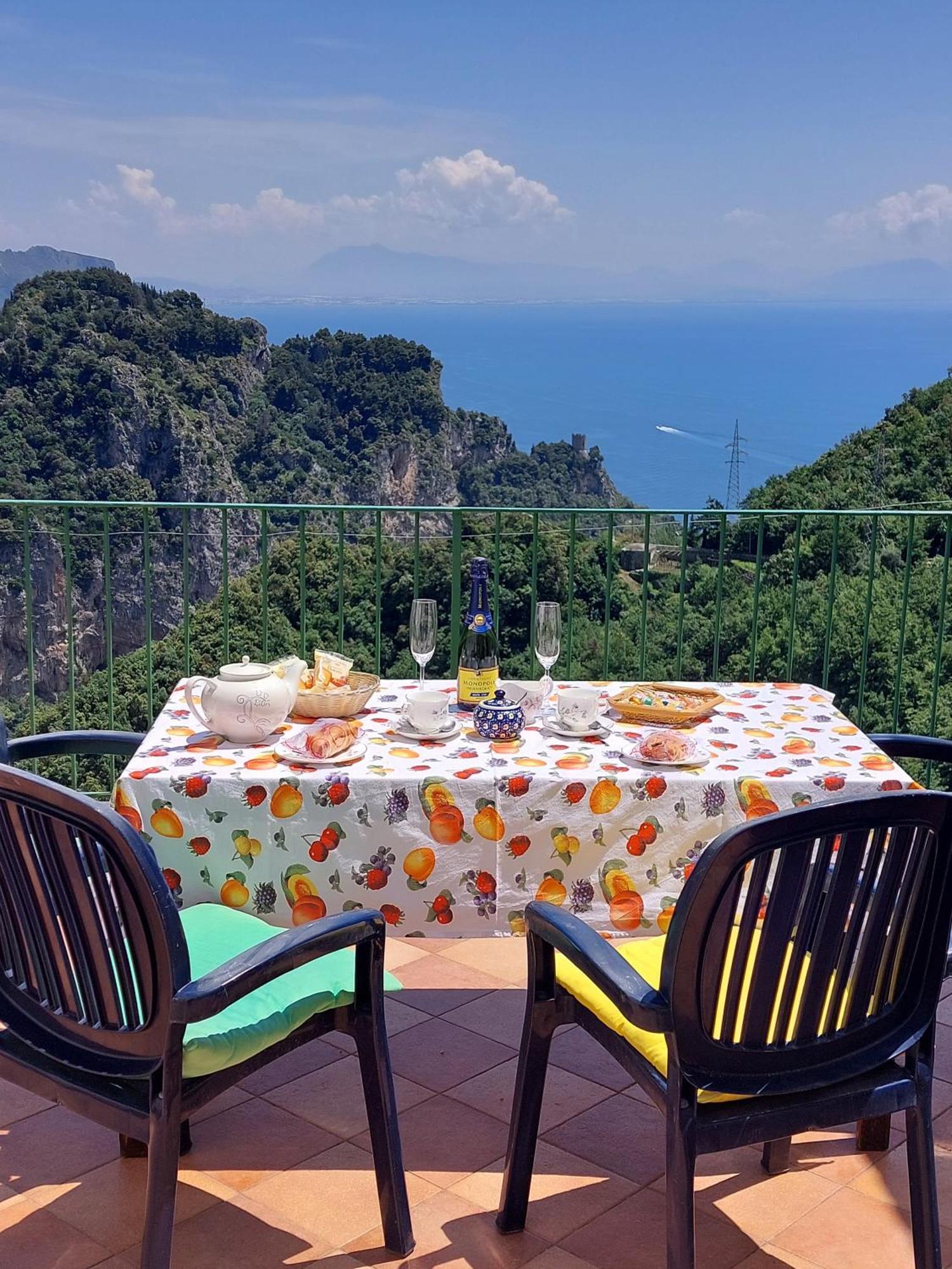 Janet House Villa Амалфи Екстериор снимка